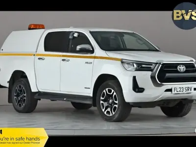 Used Toyota HiLux 150 HP (110 kW) 2023 White Pickup