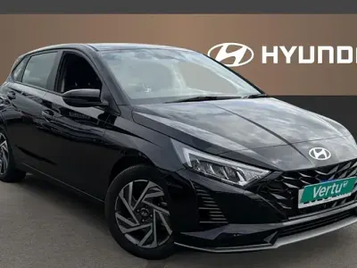 Used Hyundai i20 Advanced 101 HP (74 kW) 2025 Black Hatchback