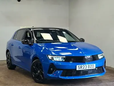 Used Vauxhall Astra 130 HP (95 kW) 2023 Blue Hatchback