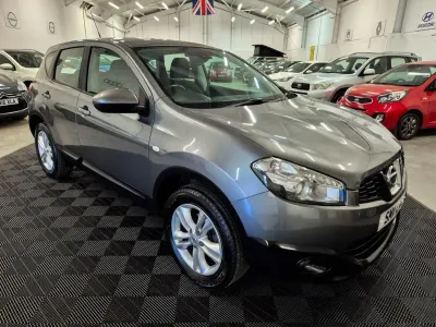 Używany Nissan Qashqai Acenta 110 KM (80 kW) 2011 Szary SUV