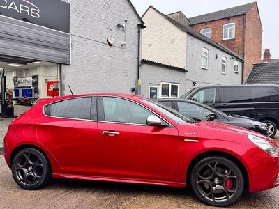 Used Alfa Romeo Giulietta 2014 Red Hatchback