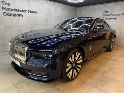 Usado Rolls Royce Spectre 430 kW (585 HP) 2024 Azul Coupé