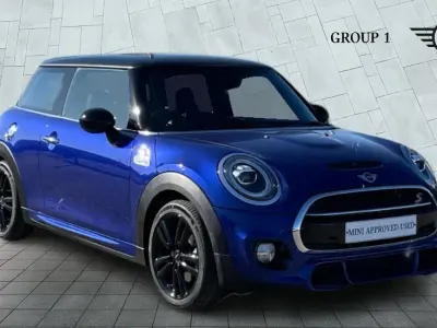 Usado Mini Cooper S Sport 192 HP (141 kW) 2019 Azul Citadino
