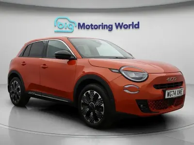 Usado Fiat 600 La Prima 100 HP (73 kW) 2024 Laranja SUV