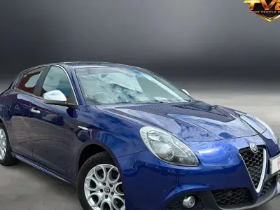 Used Alfa Romeo Giulietta 120 HP (88 kW) 2016 Blue Hatchback
