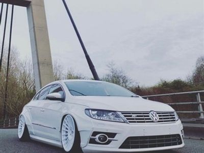 used VW CC 2.0L R LINE TDI BLUEMOTION TECHNOLOGY 4d 175 BHP