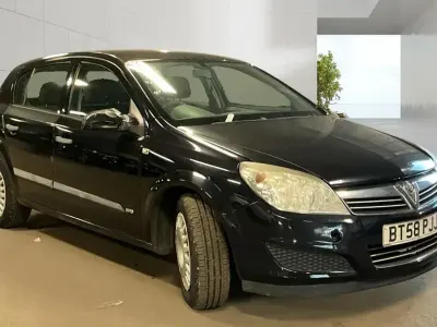 Used Vauxhall Astra 115 HP (84 kW) 2009 Black Hatchback