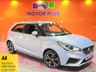 Usado MG MG3 Excite 106 HP (77 kW) 2023 Prateado Citadino