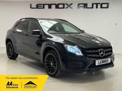 Usado Mercedes GLA180 AMG line 122 HP (89 kW) 2019 Preto SUV