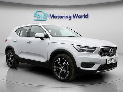 Usado Volvo XC40 Inscription 163 HP (119 kW) 2021 Prateado SUV