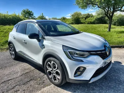 Used Renault Captur Techno 89 HP (65 kW) 2024 White SUV