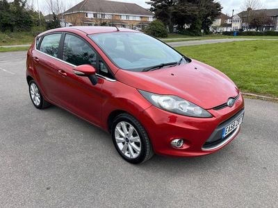 Used Ford Fiesta Zetec 82 HP (60 kW) 2009 Red Hatchback