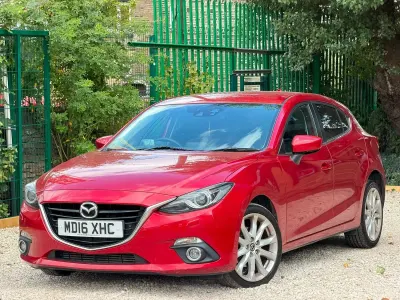 Used Mazda 3 Inclusive 150 HP (110 kW) 2016 Red Hatchback