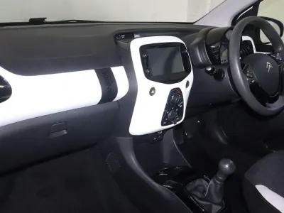 Usado Citroën C1 71 HP (52 kW) 2019 Branco Citadino