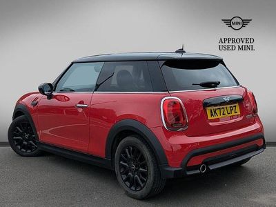 Usado Mini Cooper Classic 134 CV (98 kW) 2022 Rojo Utilitario