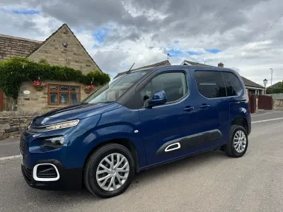 Used Citroën Berlingo Feel 2019 Blue MPV