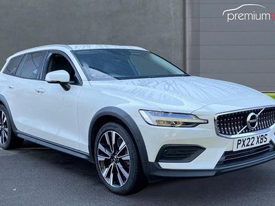 Used Volvo V60 CC 2022 White Estate