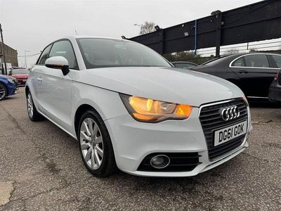 Used Audi A1 Sport 86 HP (63 kW) 2011 White Hatchback