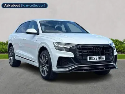 Begagnad Audi Q8 S-Line 340 HK (250 kW) 2023 Vit SUV