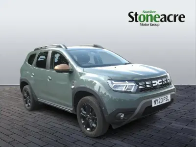Used Dacia Duster Extreme 98 HP (72 kW) 2023 Green SUV