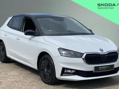 Used Skoda Fabia Design Edition 95 HP (69 kW) 2025 Moon white metallic black magic pearl effect Hatchback