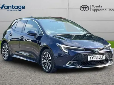 Used Toyota Corolla Design 138 HP (101 kW) 2023 Blue Hatchback