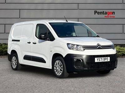 White Used 2022 Citroën Berlingo MPV | £9,050 (Good price)