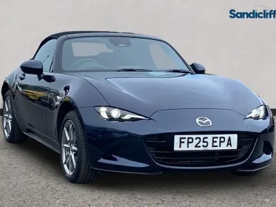 Usado Mazda MX5 132 HP (97 kW) 2025 Azul Cabrios