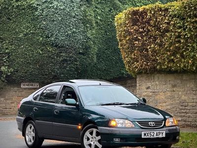 Green Used 2002 Toyota Avensis Hatchback | £1,999