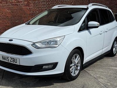 Used Ford Grand C-Max Zetec 120 HP (88 kW) 2015 White MPV