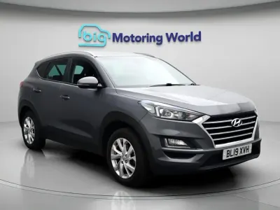 Used Hyundai Tucson SE 177 HP (130 kW) 2019 Grey SUV