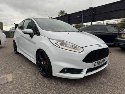 Usado Ford Fiesta ST 2016 Branco Citadino