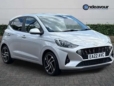 Used Hyundai i10 Premium 84 HP (61 kW) 2022 Silver Hatchback