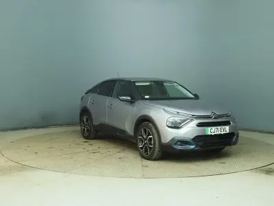 Begagnad Citroën e-C4 Shine 100 kW (136 HK) 2022 Halvkombi