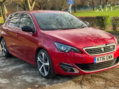 Used Peugeot 308 GT-line 150 HP (110 kW) 2016 Red Hatchback