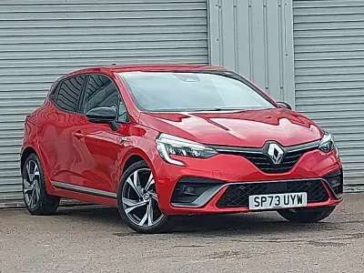 Used Renault Clio V RS Line 90 HP (66 kW) 2023 Red Hatchback