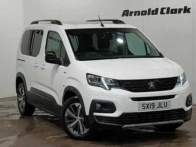 Second-hand Peugeot Rifter GT-line 129 CP (94 kW) 2019 Alb Monovolum