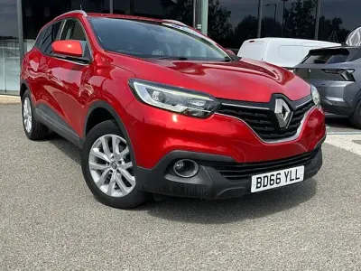 Used Renault Kadjar Dynamique 131 HP (96 kW) 2016 Red SUV