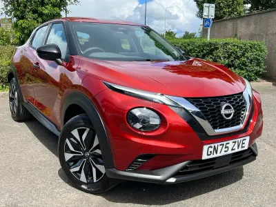 Used Nissan Juke Acenta Premium 114 HP (83 kW) 2025 Fuji sunset red metallic SUV