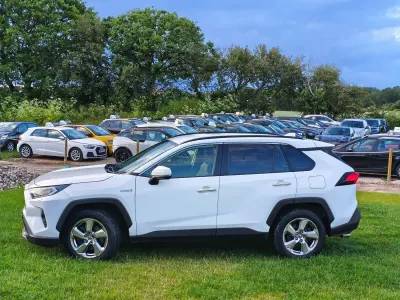 Used Toyota RAV4 Hybrid
