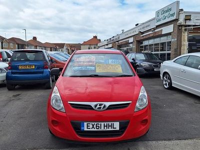 Red Used 2011 Hyundai i20 Classic Hatchback | £3,695 (Fair price)