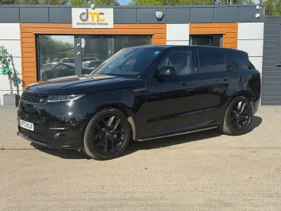 Begagnad Land Rover Range Rover Sport SE Dynamic 300 HK (220 kW) 2024 Svart SUV