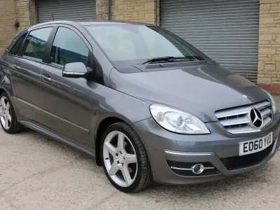 Used Mercedes B180 2010 Grey MPV