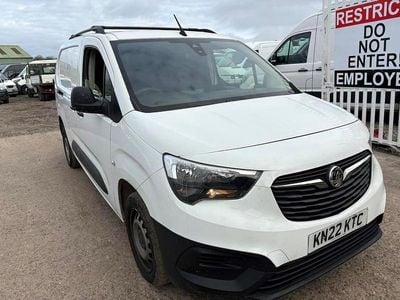 Used Vauxhall Combo 100 HP (73 kW) 2022 White MPV