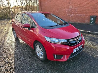 Used Honda Jazz SE 102 HP (75 kW) 2016 Red Hatchback