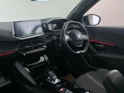 Used Peugeot 2008 GT 129 HP (94 kW) 2022 Orange SUV