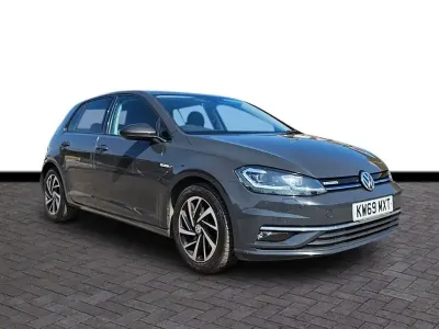 Usado VW Golf VII Edition 130 HP (95 kW) 2019 Cinzento Citadino