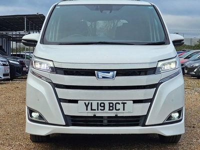 Used Toyota Voxy 2025 White MPV