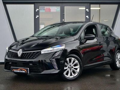 Used Renault Clio V Evolution 90 HP (66 kW) 2024 Black Hatchback