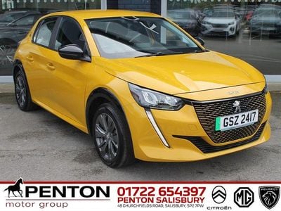 Second-hand Peugeot e-208 Allure 100 kW (136 CP) 2022 Galben Hatchback